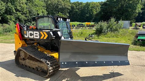 Skid Steer Dozer Blade (247) 